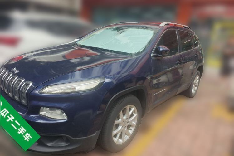 Used Jeep Cherokee 2017 2.0L Superior Edition Guazi used car, China used car export, Used car for sale, Used cars, Cheapest cars for sale