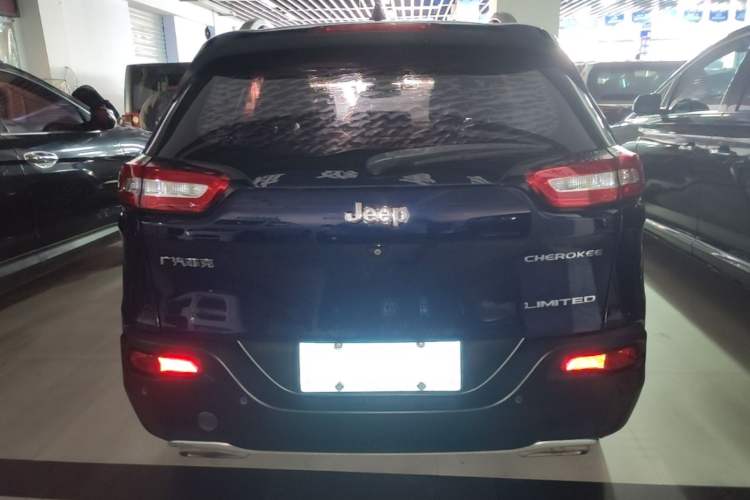 Used Jeep Cherokee 2017 2.4L Leading Smart Edition Rear