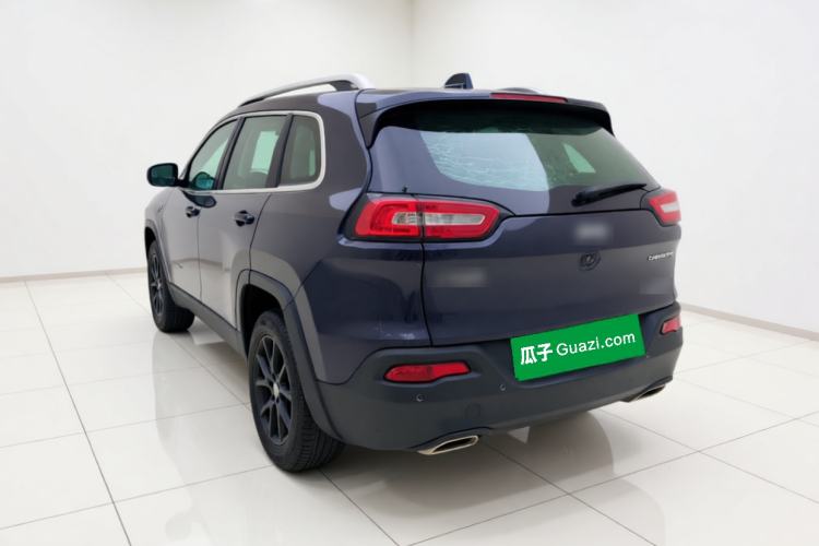 Used Jeep Cherokee 2017 2.0L Superior Edition Rear Left 45 Deg