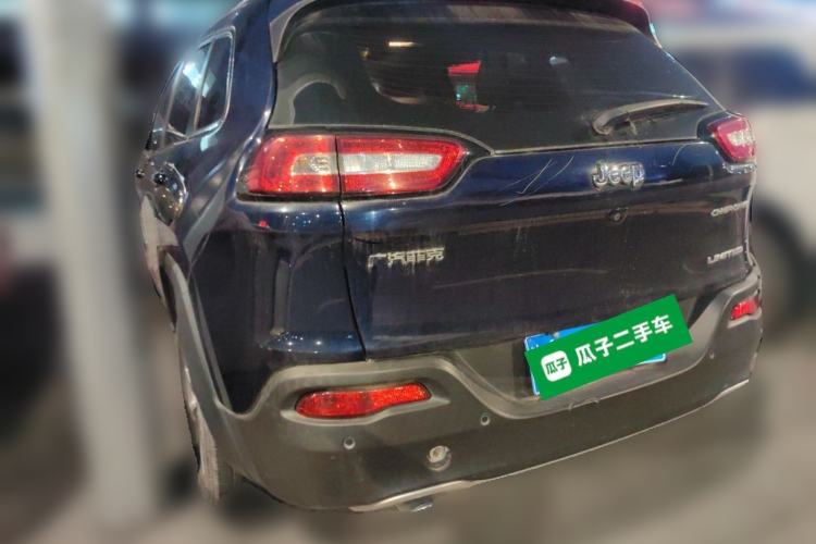 Used Jeep Cherokee 2017 2.0L Superior Edition Rear Left 45 Deg