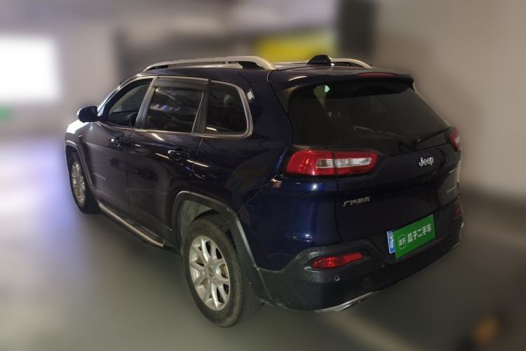 Used Jeep Cherokee 2017 2.4L Leading Edition Rear Left 45 Deg