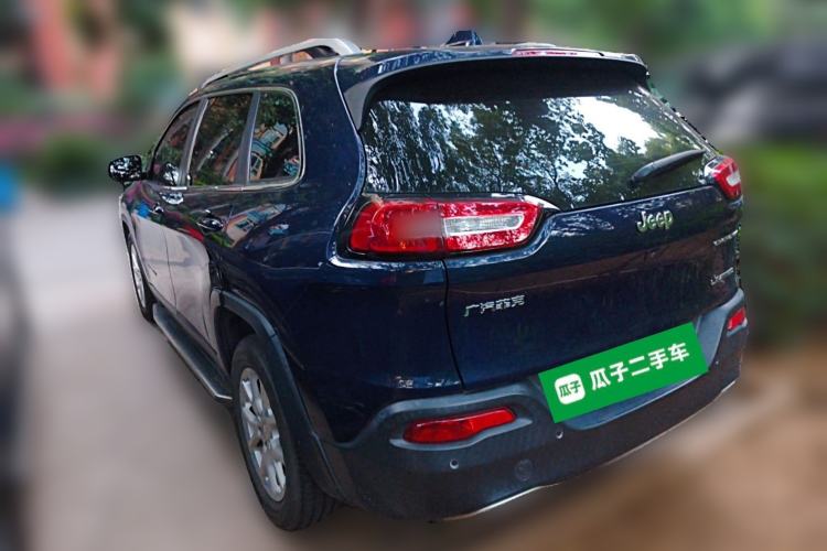 Used Jeep Cherokee 2017 2.0L Superior Edition Rear Left 45 Deg