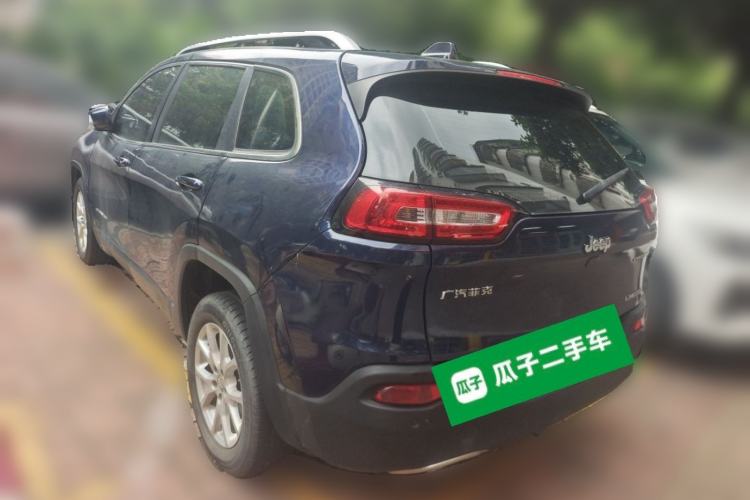 Used Jeep Cherokee 2017 2.0L Superior Edition Rear Left 45 Deg