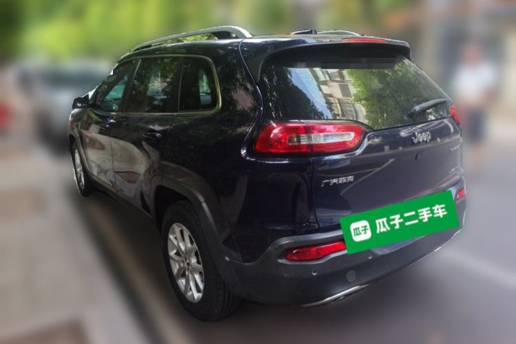 Used Jeep Cherokee 2017 2.0L Superior Edition Rear Left 45 Deg