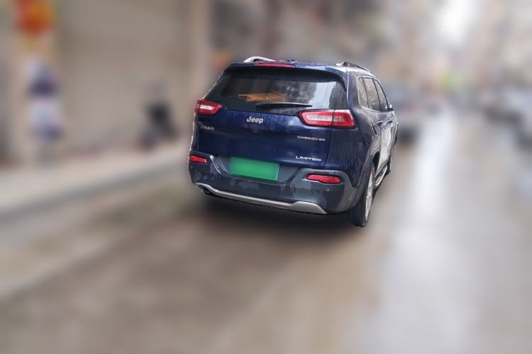 Used Jeep Cherokee 2017 2.0L Superior Edition Rear Right 45 Deg