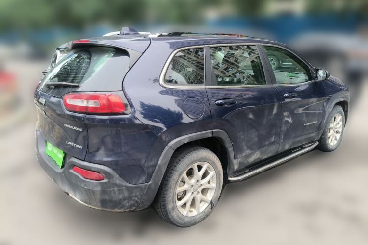 Used Jeep Cherokee 2017 2.0L Superior Edition Rear Right 45 Deg