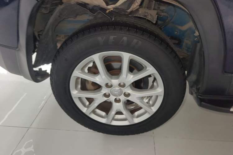Used Jeep Cherokee 2017 2.0L Superior Edition Right Rear Wheel Hub