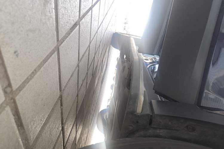 Used Jeep Cherokee 2017 2.0L Superior Edition Right Side Sill