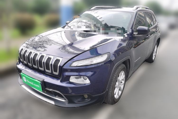 Used Jeep Cherokee 2017 2.0L Superior Edition Guazi used car, China used car export, Used car for sale, Used cars, Cheapest cars for sale