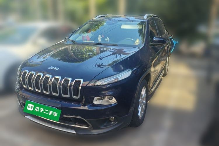 Used Jeep Cherokee 2017 2.0L Superior Edition Guazi used car, China used car export, Used car for sale, Used cars, Cheapest cars for sale