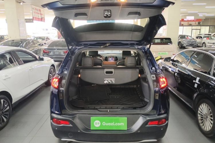 Used Jeep Cherokee 2017 2.0L Superior Edition Trunk