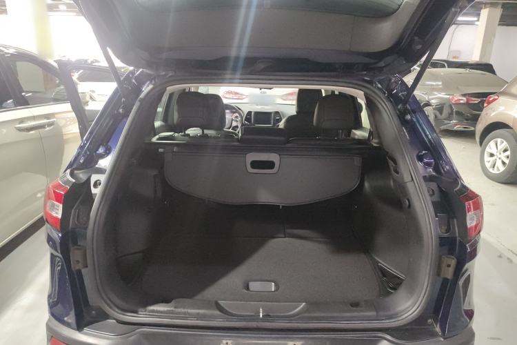 Used Jeep Cherokee 2017 2.0L Superior Edition Trunk