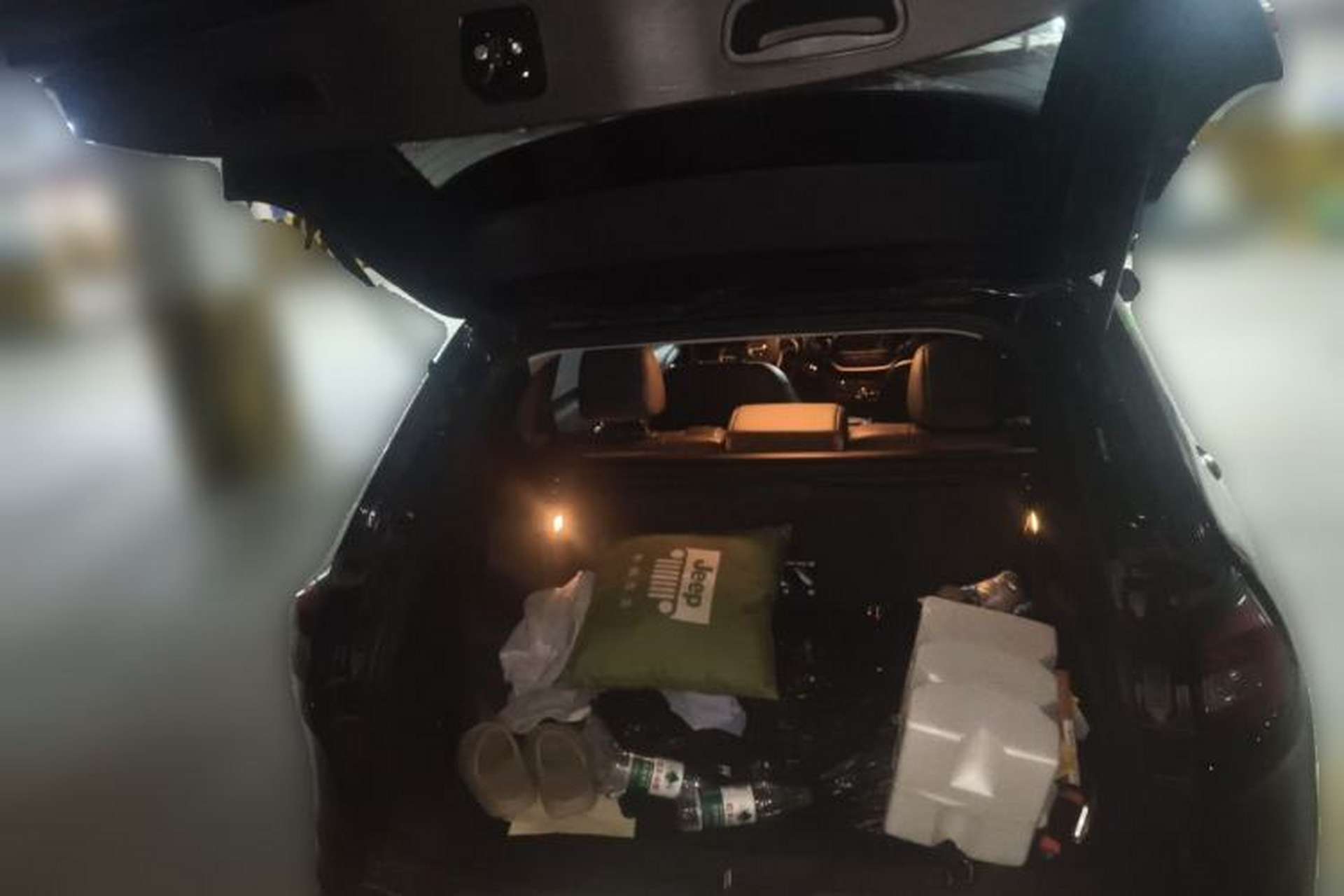 Used Jeep Cherokee 2017 2.0L Superior Edition Trunk