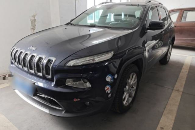 Used Jeep Cherokee 2017 2.0L Superior Edition