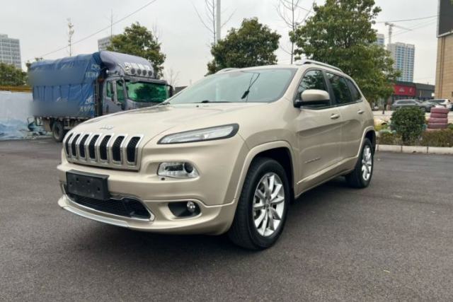 Used Jeep Cherokee 2017 2.4L Professional Edition