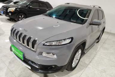 Used Jeep Cherokee 2017 2.0L Superior Edition
