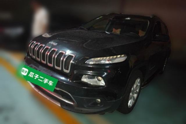 Used Jeep Cherokee 2017 2.0L Superior Edition