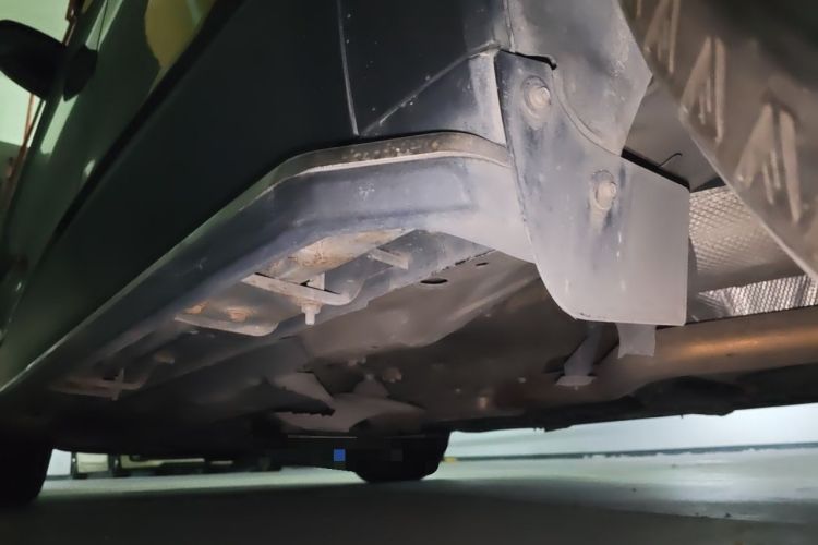 Used Jeep Cherokee 2017 2.4L Leading Edition Chassis Rear Left