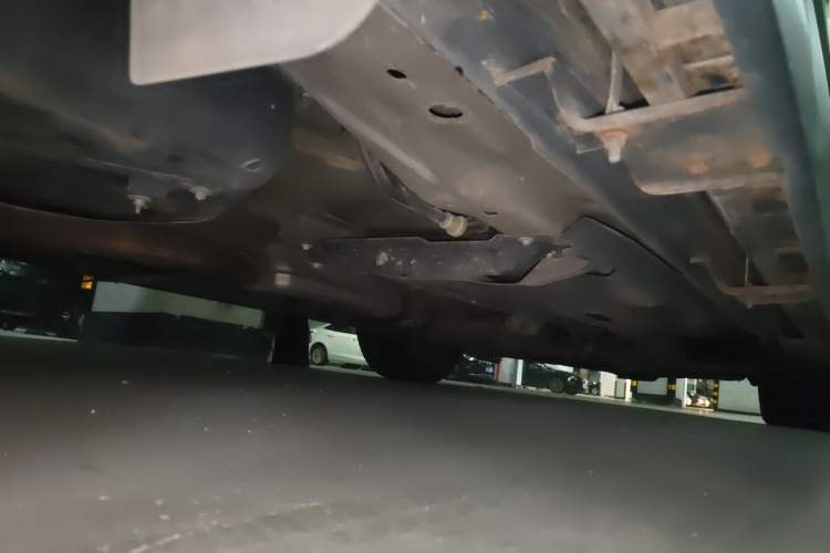 Used Jeep Cherokee 2017 2.4L Leading Edition Chassis Rear Right