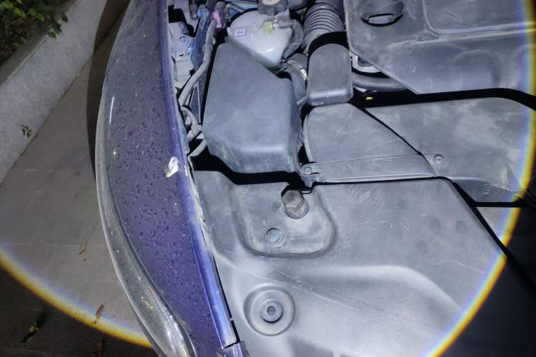 Used Jeep Cherokee 2017 2.4L Superior Edition Engine Bay Right