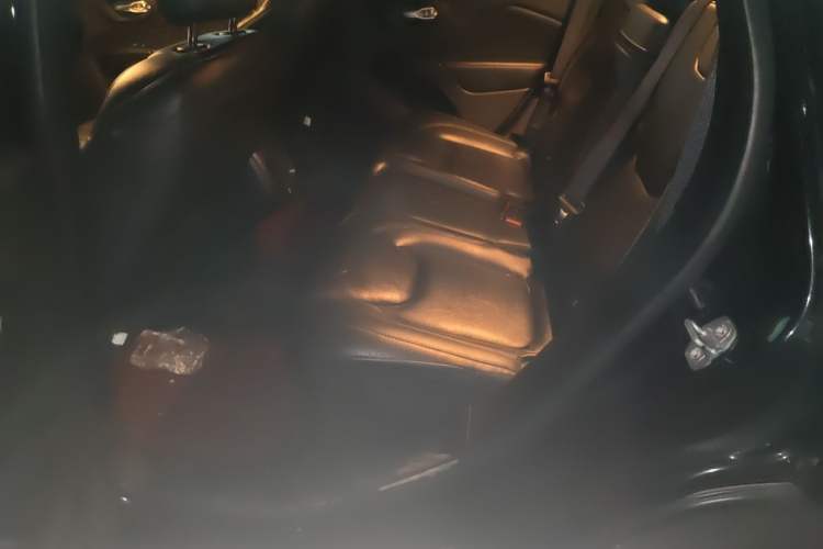Used Jeep Cherokee 2017 2.4L Leading Edition Left Rear Seat
