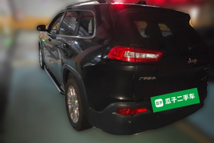 Used Jeep Cherokee 2017 2.0L Superior Edition Rear Left 45 Deg