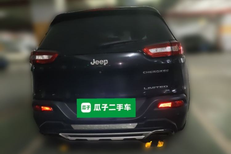Used Jeep Cherokee 2017 2.4L Leading Edition Rear