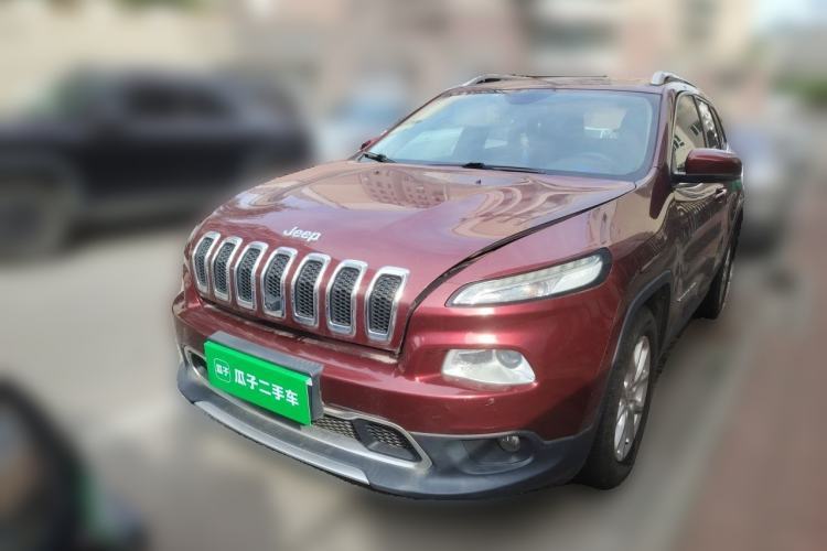 Used Jeep Cherokee 2017 2.0L Superior Edition Guazi used car, China used car export, Used car for sale, Used  cars, Cheapest cars for sale
