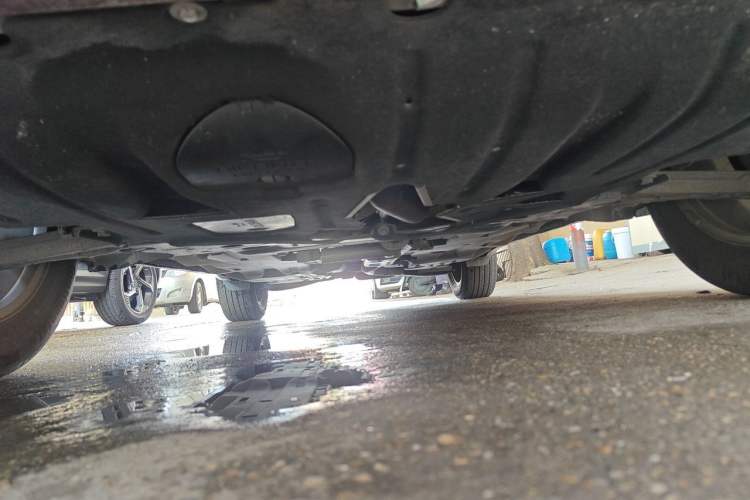 Used Jeep Cherokee 2017 2.4L Professional Smart Edition Chassis Front