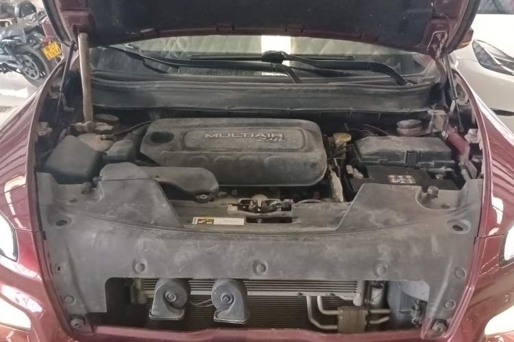 Used Jeep Cherokee 2017 2.4L Leading Edition Engine Bay