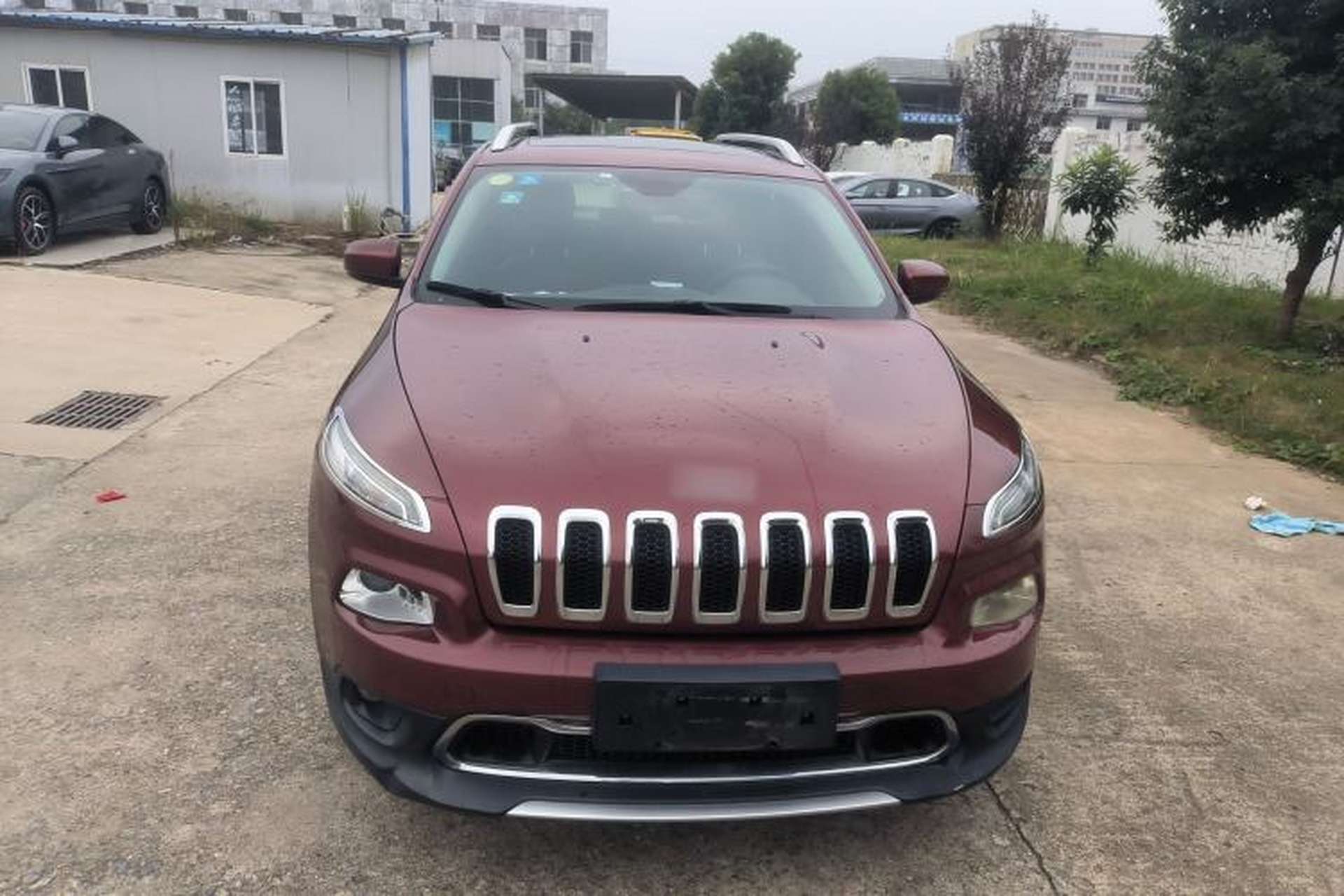 Used Jeep Cherokee 2017 2.0L Superior Edition Exterior 1