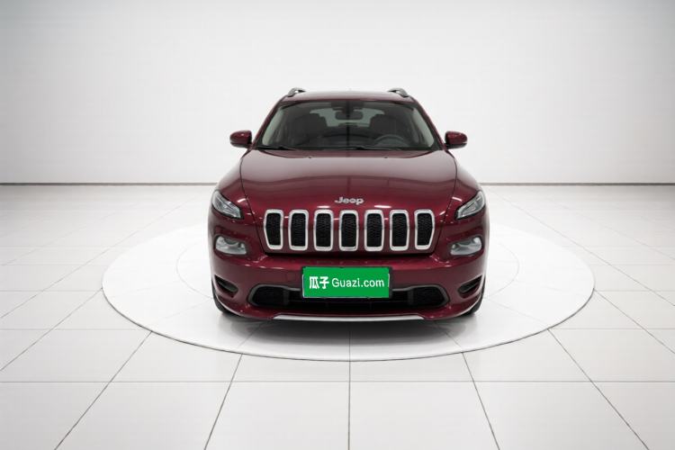 Used Jeep Cherokee 2017 2.4L Professional Smart Edition Front