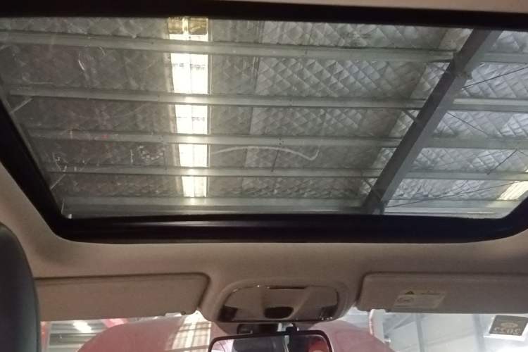 Used Jeep Cherokee 2017 2.4L Leading Edition Headliner