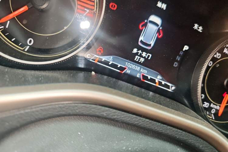 Used Jeep Cherokee 2017 2.4L Leading Edition Odometer Close Up