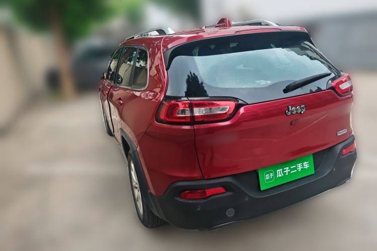 Used Jeep Cherokee 2017 2.4L Leading Edition Rear Left 45 Deg