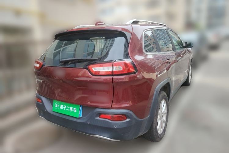 Used Jeep Cherokee 2017 2.0L Superior Edition Rear Right 45 Deg