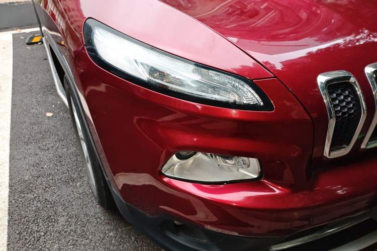 Used Jeep Cherokee 2017 2.0L Superior Edition Right Front Headlight