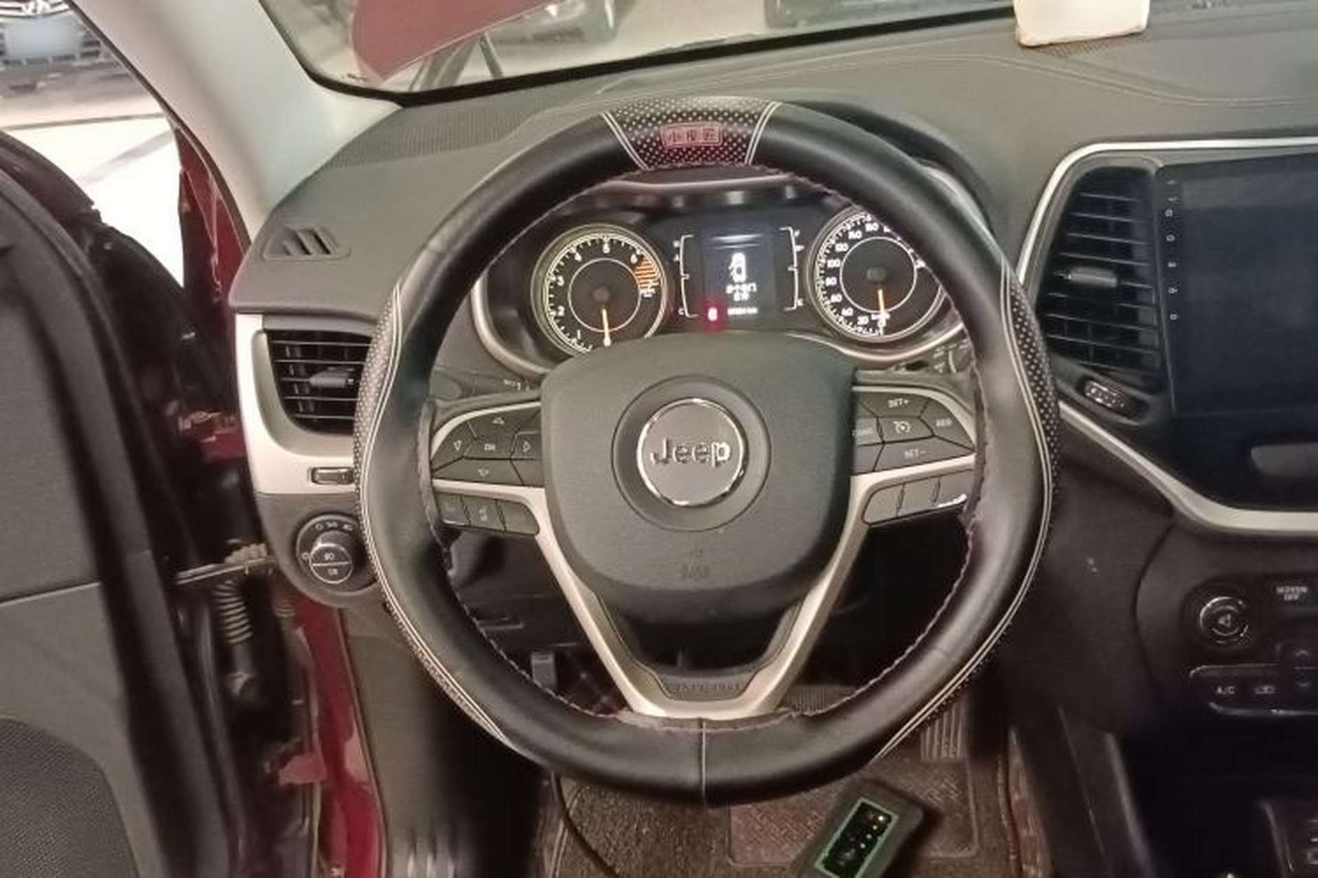 Used Jeep Cherokee 2017 2.4L Leading Edition Steering Wheel