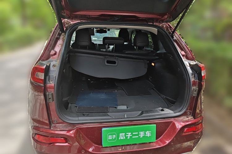 Used Jeep Cherokee 2017 2.4L Excellence Edition Trunk