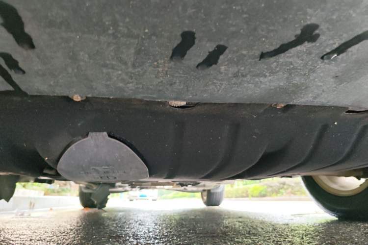 Used Jeep Cherokee 2017 2.0L Superior Edition Chassis Front