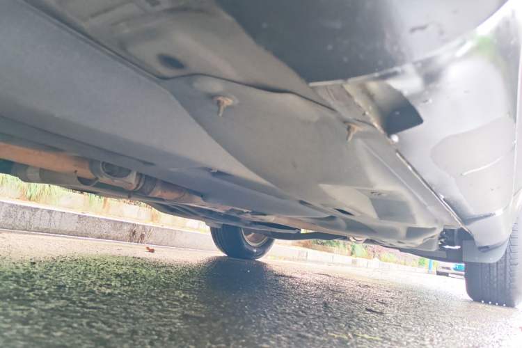 Used Jeep Cherokee 2017 2.0L Superior Edition Chassis Front Left
