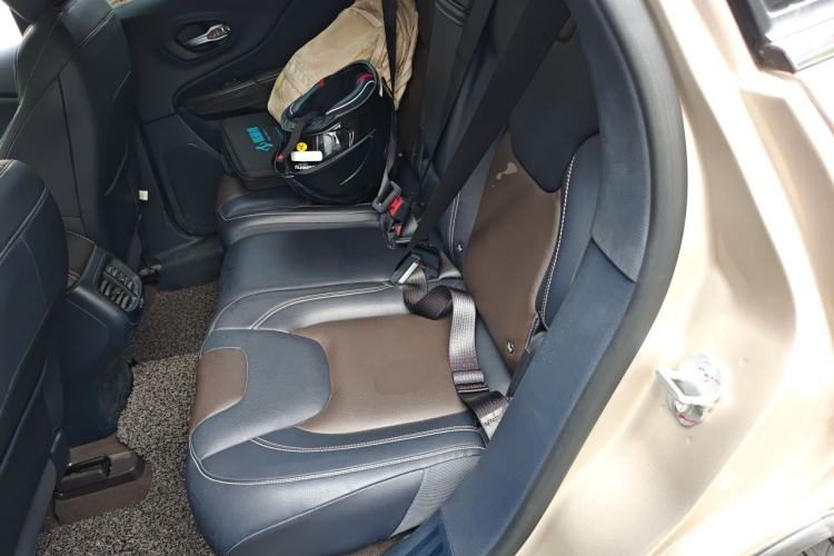 Used Jeep Cherokee 2017 2.4L Leading Smart Edition Left Rear Seat