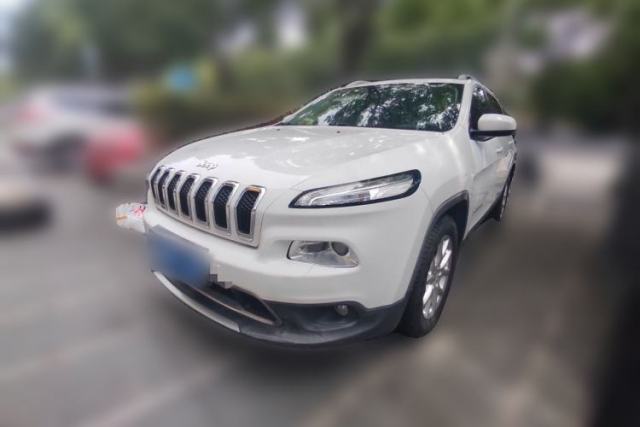 Used Jeep Cherokee 2017 2.0L Superior Edition