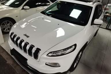 Used Jeep Cherokee 2017 2.0L Superior Edition