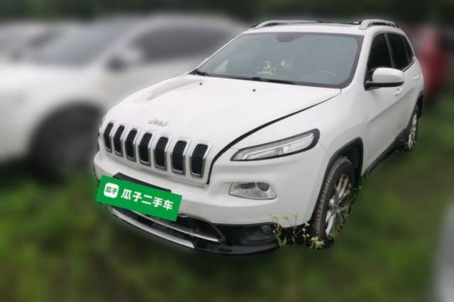 Used Jeep Cherokee 2017 2.0L Superior Edition