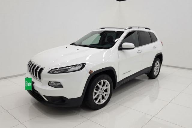Used Jeep Cherokee 2017 2.0L Superior Edition