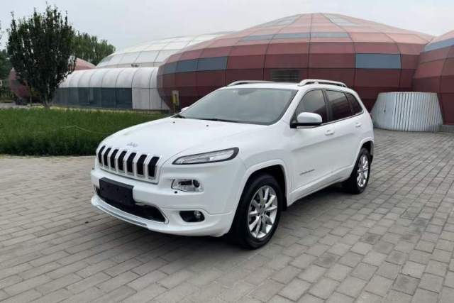 Used Jeep Cherokee 2017 2.4L Professional Edition