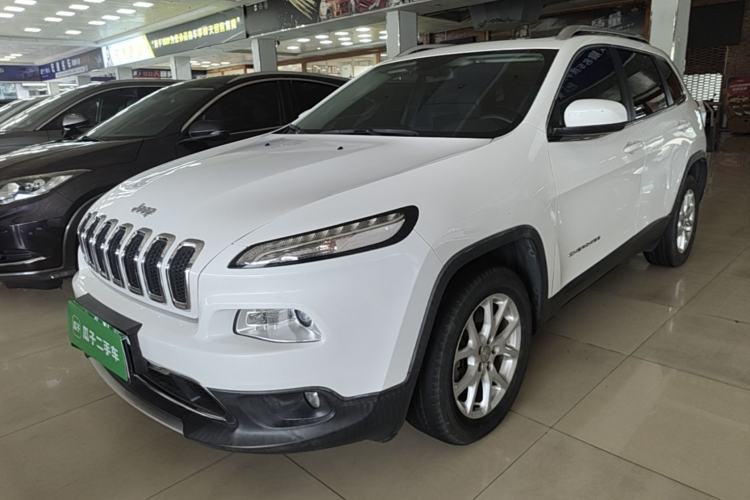 Used Jeep Cherokee 2017 2.4L Leading Smart Edition Guazi used car, China used car export, Used car for sale, Used  cars, Cheapest cars for sale