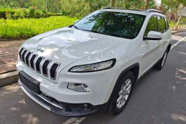 Used Jeep Cherokee 2017 2.0L Superior Edition