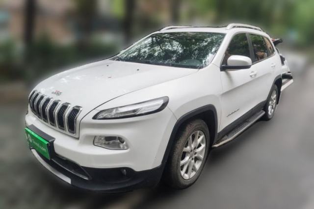 Used Jeep Cherokee 2017 2.0L Superior Edition